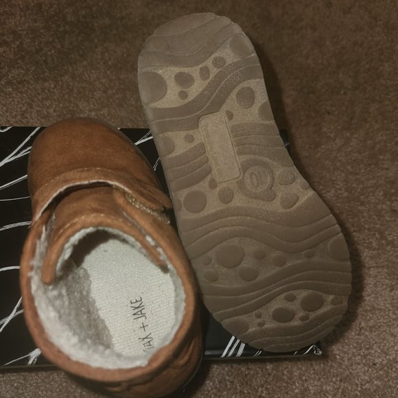 Max and Jake Chestnut Cooper Boot - Picture 3 of 5